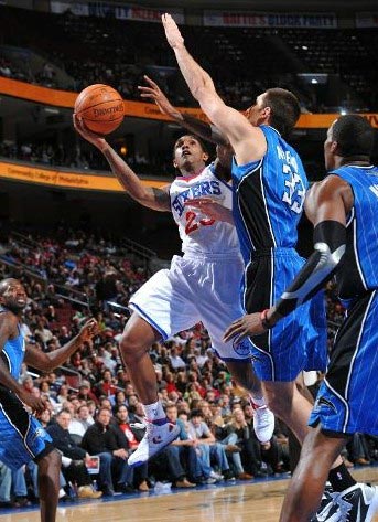 不仅让雄鹿 不仅让雄鹿