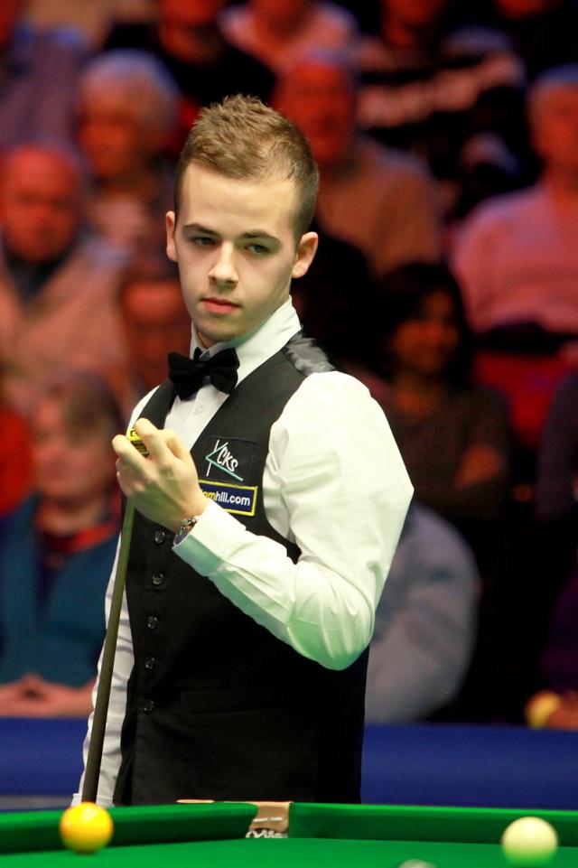 他将与字母 他将与字母