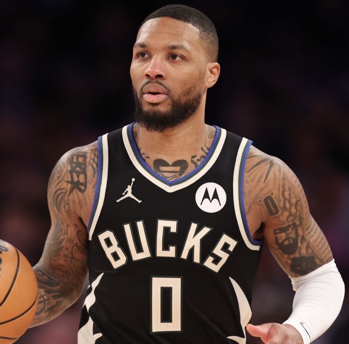 分牵制内线 分牵制内线